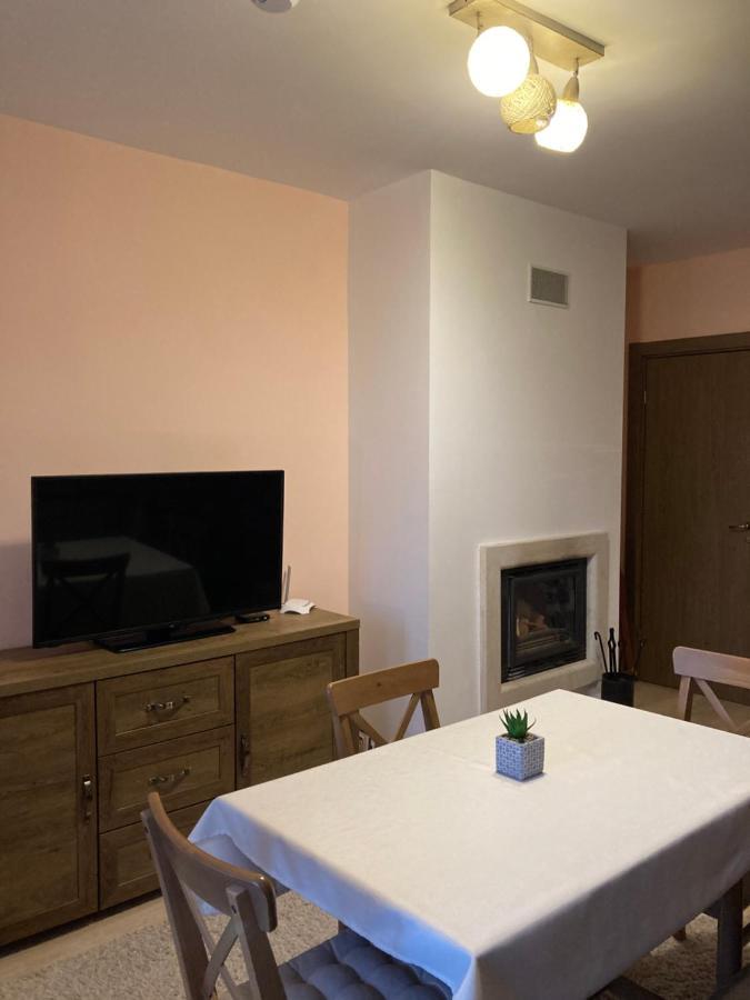 Mirabell Apartment Bansko - Mountain View & Fireplace Exterior foto