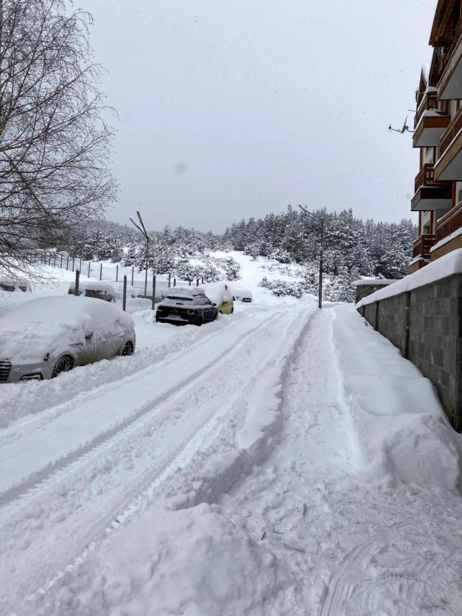 Mirabell Apartment Bansko - Mountain View & Fireplace Exterior foto